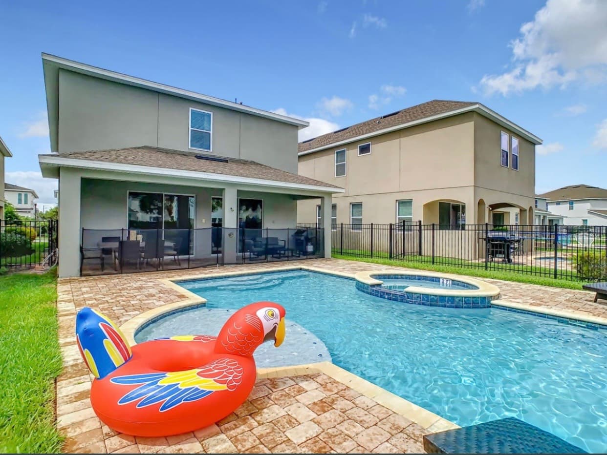 Private Pool and Spa with covered patio 